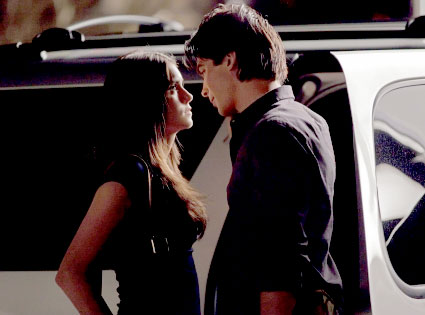 The Vampire Diaries, Nina Dobrev, Ian Somerhalder The Vampire Diaries, Nina Dobrev, Ian Somerhalder